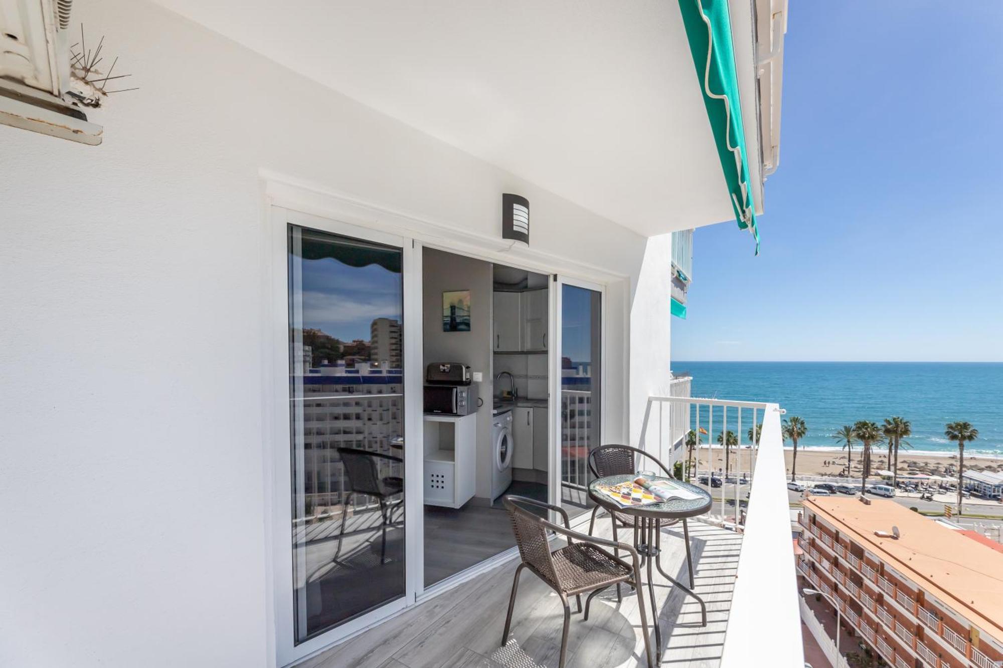 Vb Benalmadena 1 Bedroom Waterfront Apt Екстериор снимка