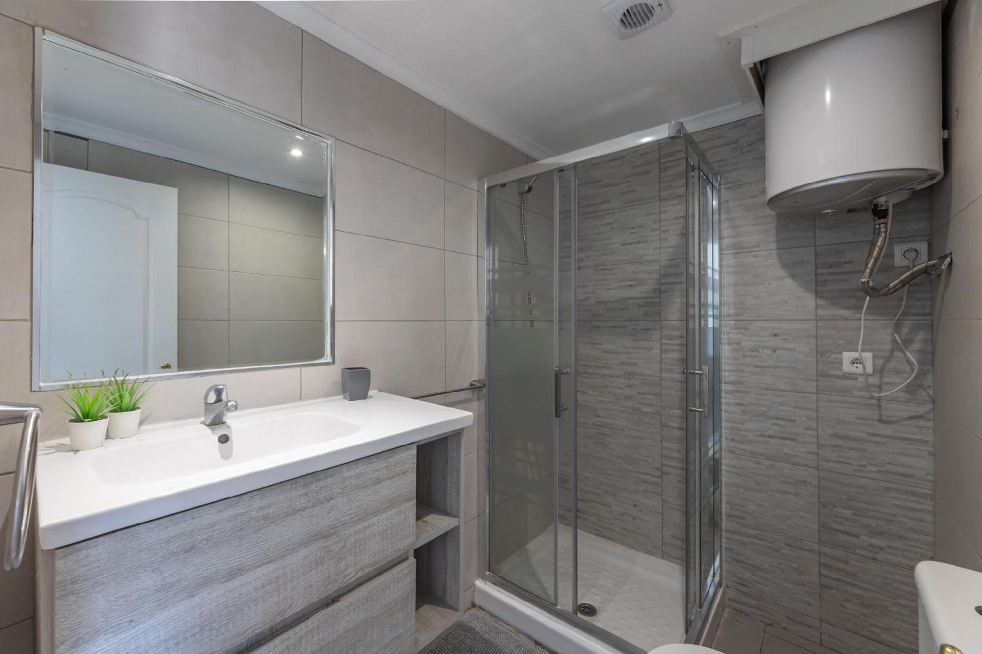 Vb Benalmadena 1 Bedroom Waterfront Apt Екстериор снимка